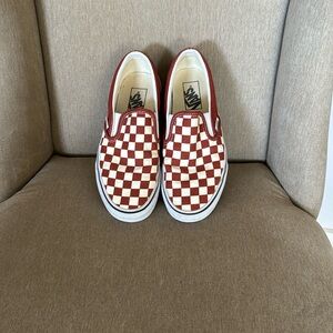 Vans Classic Slip-On Checkerboard Shoe / Unisex